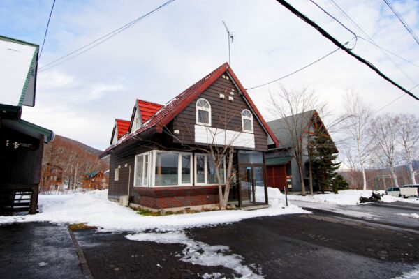 ニセコ 不動産 ニセコリアルエステート